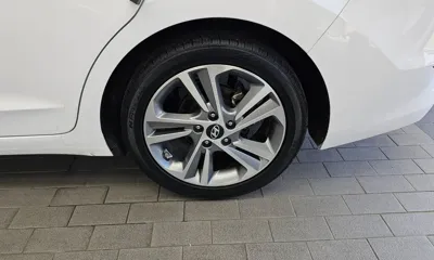 Hyundai Avante 2018, 82330 км, за 5798.05 USD - фото 21