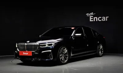 BMW 7-Series · 2020 год