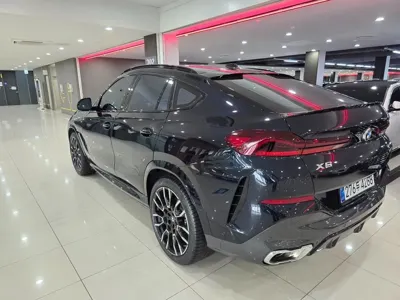 BMW X6 2026, 5073 км, за 88289.35 USD
