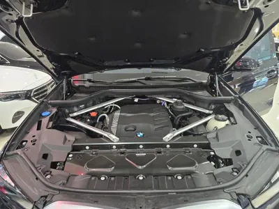 BMW X6 2026, 5073 км, за 88289.35 USD - фото 6