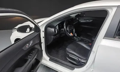 Kia K3 2022, 131368 км, за 8741.71 USD - фото 10