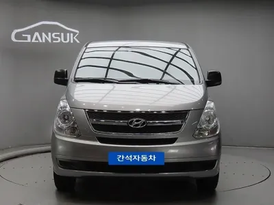 Hyundai Starex 2012, 224720 км, за 2494.42 USD