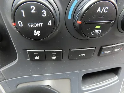 Hyundai Starex 2012, 224720 км, за 2494.42 USD - фото 13