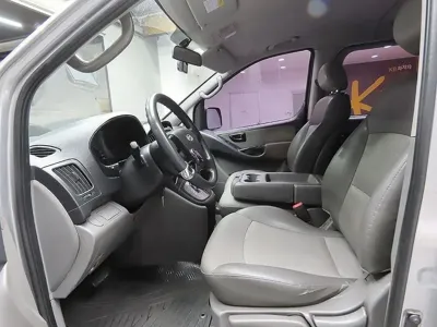Hyundai Starex 2012, 224720 км, за 2494.42 USD - фото 18