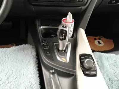 BMW 3 Series 2014, 87899 км, за 7533.7 USD - фото 16