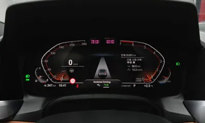 BMW 3-Series 2022, 35391 км, за 23455.56 USD - фото 8