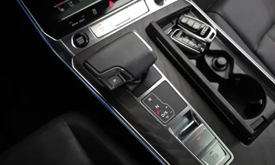 Audi A6 2022, 41704 км, за 23614.38 USD - фото 9