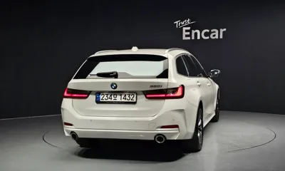 BMW 3-Series 2024, 21488 км, за 24755.71 USD