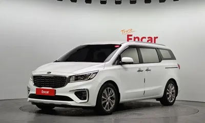 Kia Canival · 2020 год
