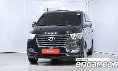 Hyundai Starex 2019, 68722 км, за 15961.63 USD