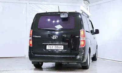 Hyundai Starex 2019, 68722 км, за 15961.63 USD
