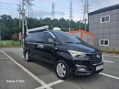 Hyundai Starex 2019, 68722 км, за 15961.63 USD