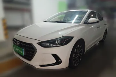 Hyundai Elantra (6th Generation · 2019 год