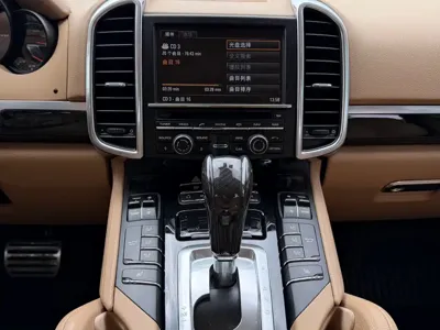Porsche Cayenne 2013, 162000 км, за 12768.52 USD - фото 20