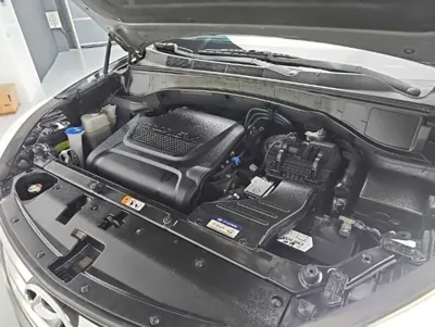 Hyundai Santafe 2013, 88752 км, за 5146.58 USD