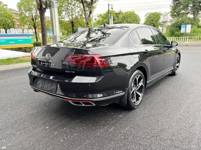 Volkswagen Magotan 2024, 51000 км, за 16479.96 USD