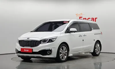 Kia Canival · 2015 год