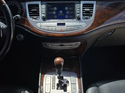 Hyundai Genesis 2011, 141151 км, за 3237.53 USD - фото 16