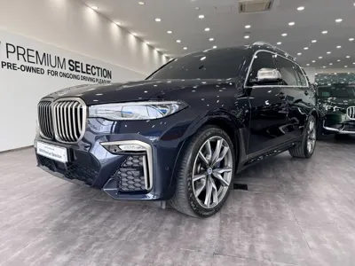 BMW X7 · 2022 год