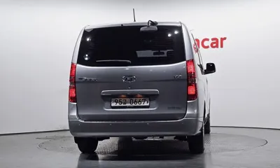 Hyundai Starex 2017, 194533 км, за 5534.93 USD