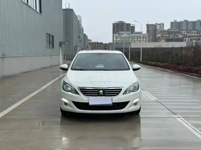 Peugeot 408 2016, 80000 км, за 3183.18 USD