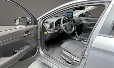 Hyundai Avante 2016, 104937 км, за 5189.17 USD - фото 10