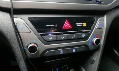 Hyundai Avante 2016, 104937 км, за 5189.17 USD - фото 18