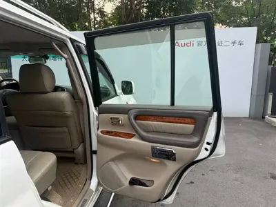 Lexus LX 2006, 187700 км, за 39228.2 USD - фото 14