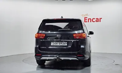 Kia Canival 2019, 148930 км, за 9205.29 USD