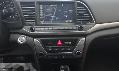 Hyundai Avante 2018, 52281 км, за 6940.78 USD - фото 14