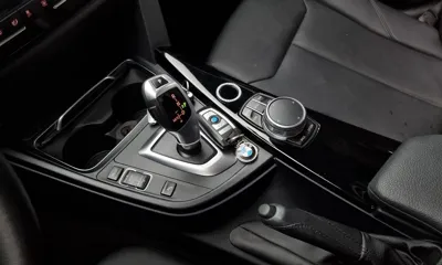 BMW 3-Series 2018, 23108 км, за 9984.23 USD - фото 9