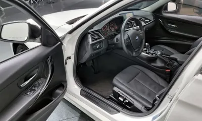 BMW 3-Series 2018, 23108 км, за 9984.23 USD - фото 11
