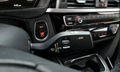 BMW 3-Series 2018, 23108 км, за 9984.23 USD - фото 17