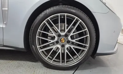 Porsche Panamera 2022, 14263 км, за 74432.79 USD - фото 21