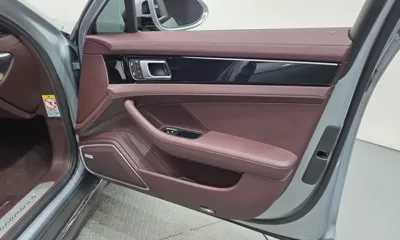 Porsche Panamera 2022, 14263 км, за 74432.79 USD - фото 24