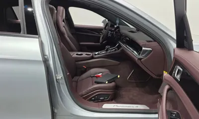 Porsche Panamera 2022, 14263 км, за 74432.79 USD - фото 26