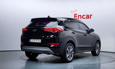 Hyundai Tucson 2018, 135260 км, за 7485.35 USD