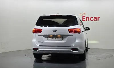 Kia Canival 2019, 162073 км, за 9904.19 USD