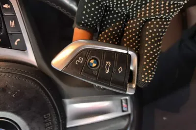 BMW 3 Series 2020, 95399 км, за 18551 USD - фото 23