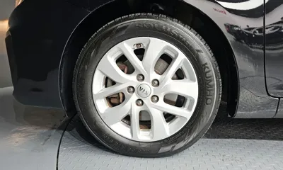 Kia Carens 2017, 234002 км, за 3485.34 USD