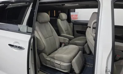 Kia Canival 2017, 51582 км, за 10371.54 USD - фото 11