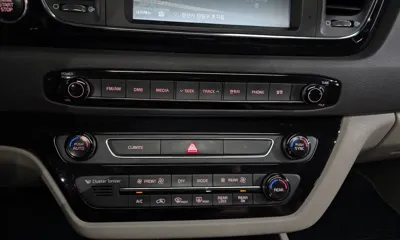 Kia Canival 2017, 51582 км, за 10371.54 USD - фото 32
