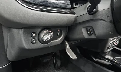 MINI Clubman 2024, 5717 км, за 24028.12 USD - фото 29