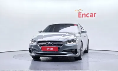 Hyundai Grandeur 2017, 89766 км, за 9035.95 USD