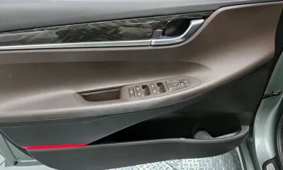 Hyundai Grandeur 2017, 89766 км, за 9035.95 USD - фото 24