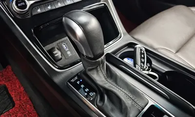 Hyundai Grandeur 2019, 113289 км, за 9572.18 USD - фото 9