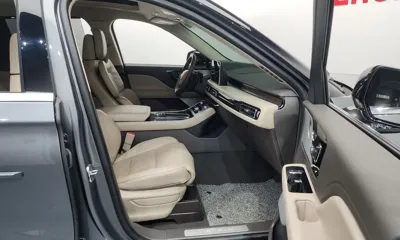 Lincoln Aviator 2022, 51211 км, за 30852.04 USD - фото 11