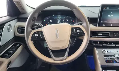 Lincoln Aviator 2022, 51211 км, за 30852.04 USD - фото 13