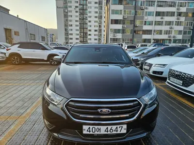 Ford Taurus · 2014 год