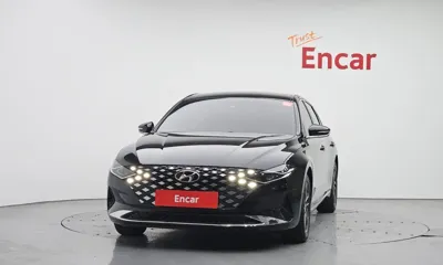 Hyundai Grandeur 2023, 63690 км, за 14375.74 USD